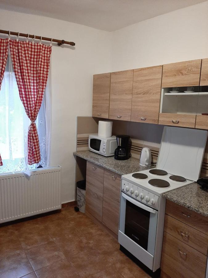 Seosko Domacinstvo „Gabar” Custica Exterior foto